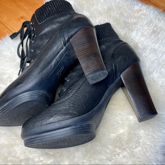 FRYE Mimi Black Leather Lace Up Heeled Boot - Picture 4 of 5